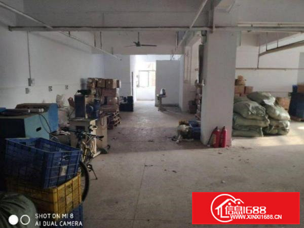 北栅新出350平带一个办公室厂房出租仓库