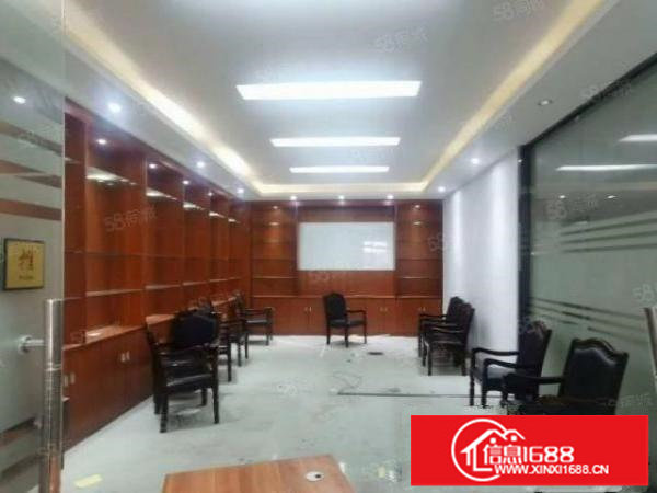 深圳龙华大浪商业中心新出楼上1600平方带精装修无公摊厂房