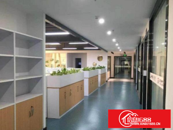 龙岗新生工业园二楼厂房1200平米可办环评可分租