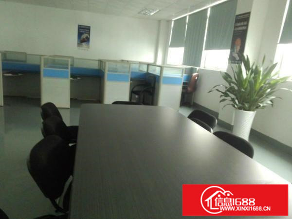 大浪亿康大厦克伦特低碳产业园新出三楼610平带装修厂房招租