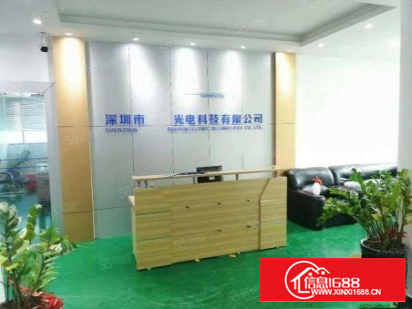 石岩汽车站附近新出精装修500平厂房，水电现成公摊小拎包入住