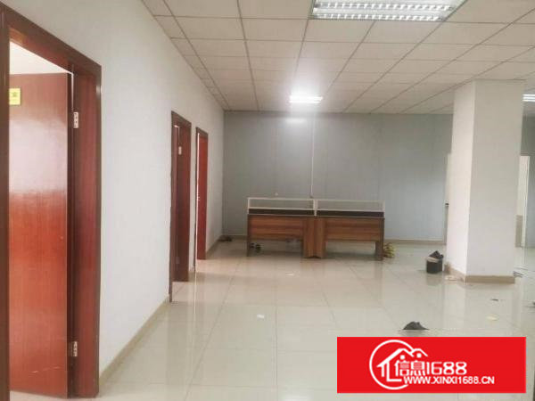 长安霄边新出二楼花园式700厂房带豪华装修