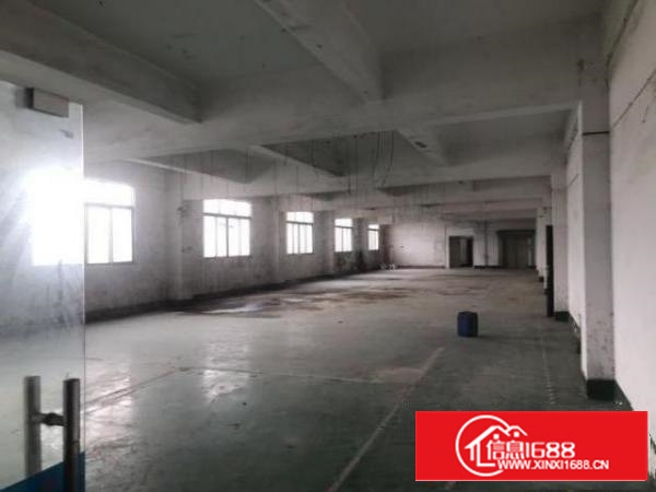 谢岗大马路边、交通方便厂房5000平米