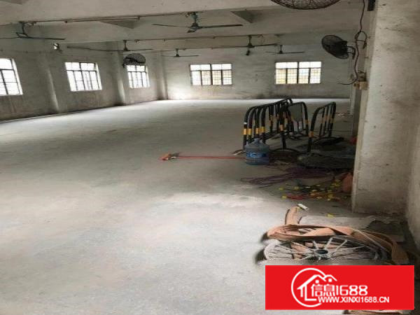 三江附近厂房400平米原房东招租