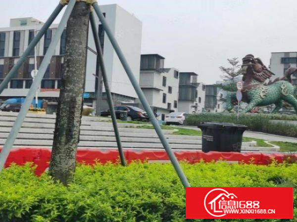 光明中心新出独栋厂房3000平米，有3栋出租，地理位置好