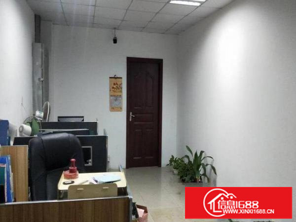 带装修出租，水电齐全的龙岗区坂田楼上厂房300平方