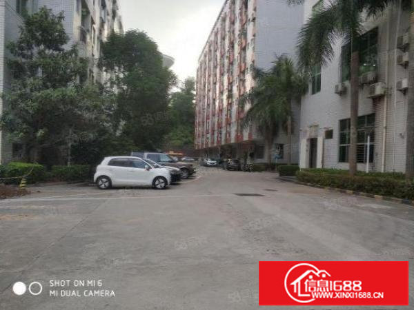 布吉李朗10号线地铁口单层面积2000平厂房招租