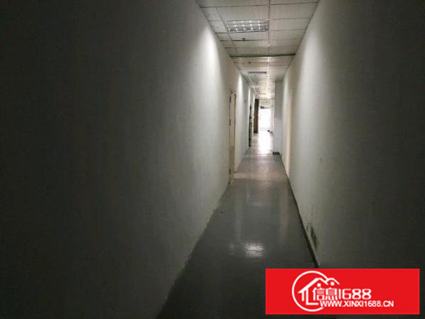 坂田风门路禾坪岗工业区厂房500平米