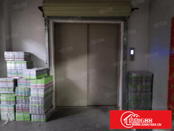 黄江靠公明新出二楼带精装修厂房出租（水电齐全）