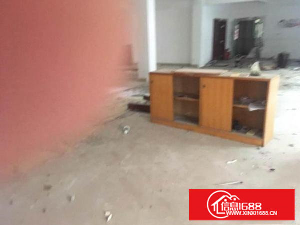 石潭埔2500平方米6层标准独栋厂房，400平/层，电子五金