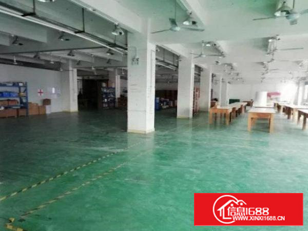 石岩宝源2楼厂房700平低价出租，现成主线