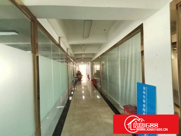 横岗塘坑地铁站旁单层面积388平，实际面积出租，有精装修