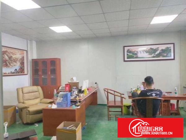 清溪现成装修680平三楼厂房