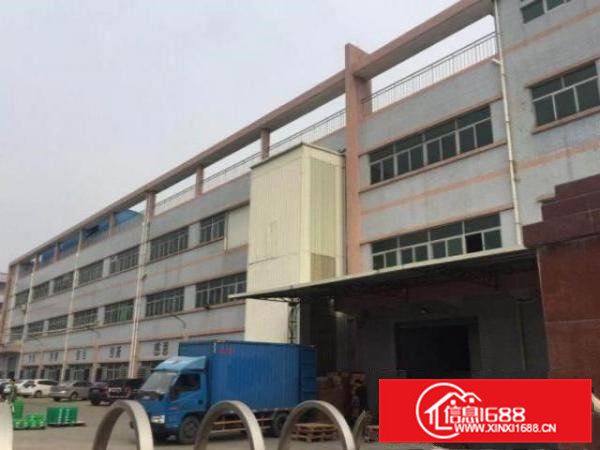 厦坭新出楼上300平方标准厂房招租，现成流水线办公室