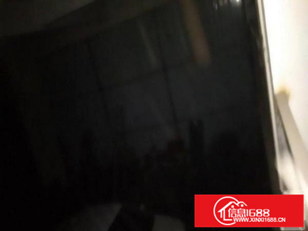 汽修厂分租带阁楼一起