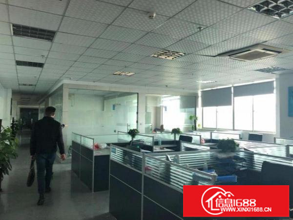 横岗标准电商厂房500平出租，水电齐全带装修，交通便利