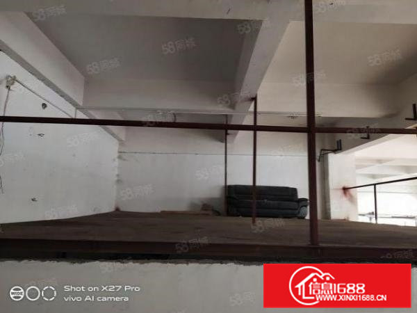 塘厦靠大坪高速附近1000平方厂房出租，水电齐全好招工