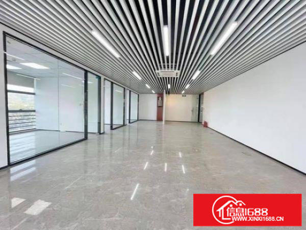 形象好凤岗雁田楼上精装修办公室3加1格局186平拎包入住