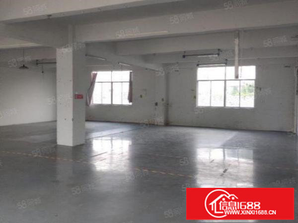 厂房方正，釆光通透，现成办公室装修，给钱就租。