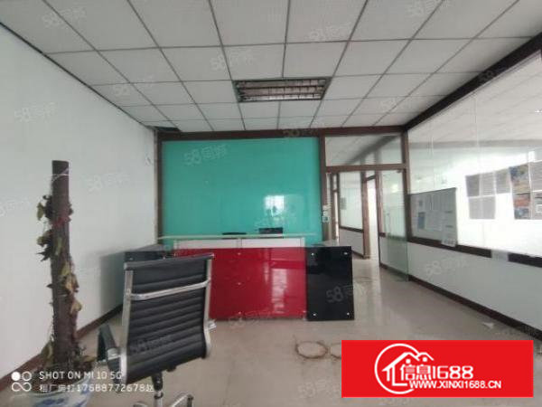 石岩南光高速旁原房东1200平整层招租