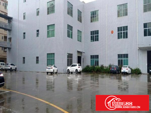 龙岗龙西北通道边原房东带装修标准厂房1000平米可分