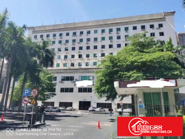 坂田商业汽车4S店一楼2400平方招租，大小可分租