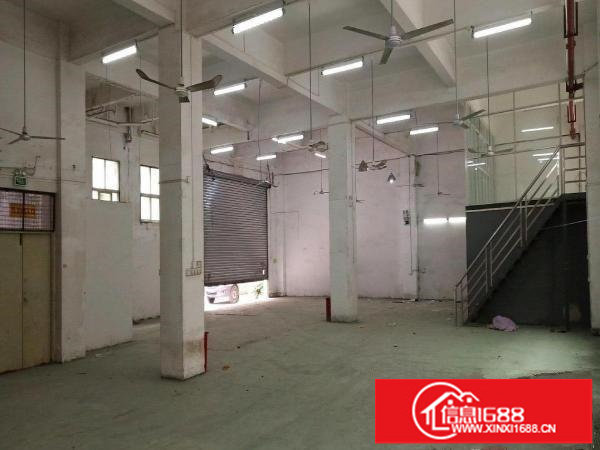 坂田杨美地铁口新出一楼600平厂房带阁楼水电齐全进空地大