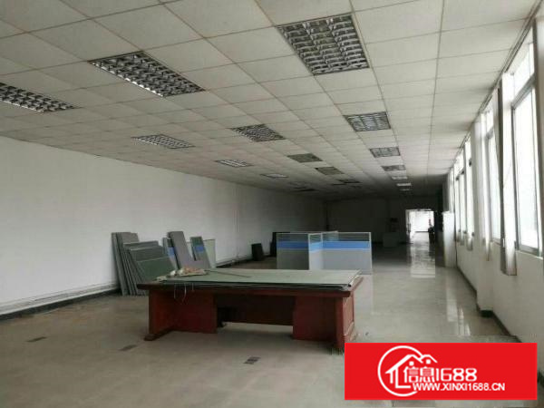 大运新城地铁站附近现整层厂房1200平招租（可分租）