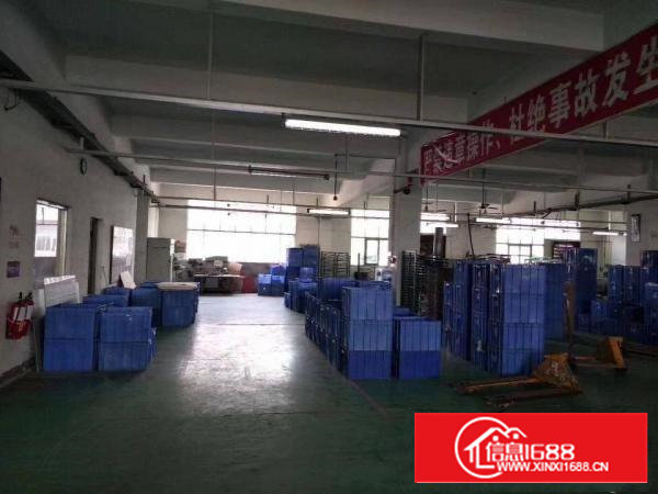 沙井共和新出楼上整层5000平米精装修厂房