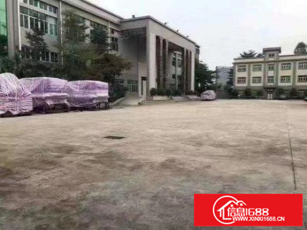 临近松山湖独院8米高厂房13000平方，带卸货平台精装办公楼