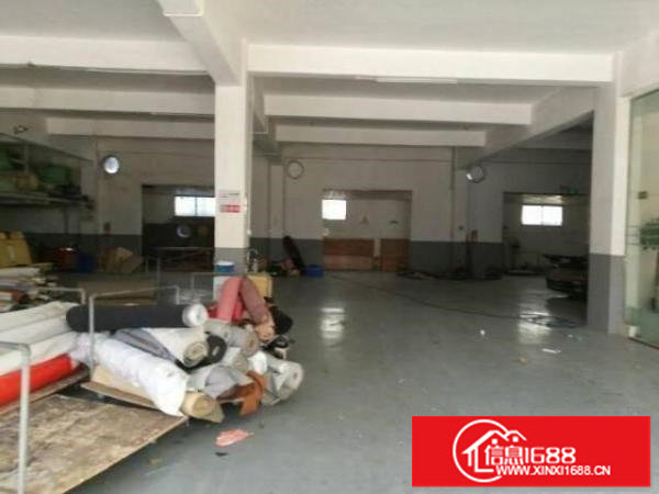 出租龙岗区龙东标准一楼厂房900平方带牛角