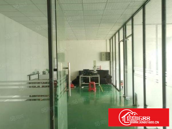 长安新出楼上900平方精装修厂房招租