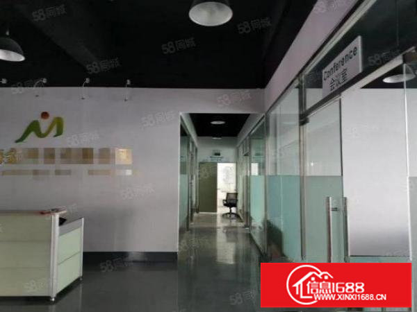 横岗荷坳新出楼上带装修1200平厂房报价20元临近地铁站