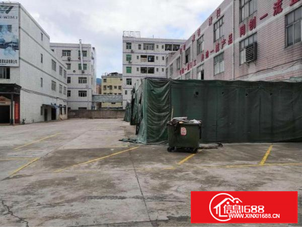 镇隆新出厂房工业园标准厂房四层5400平米，出租