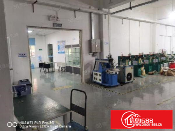 金凤凰大道工业区新出一楼厂房700平方。现成装修豪华办公室