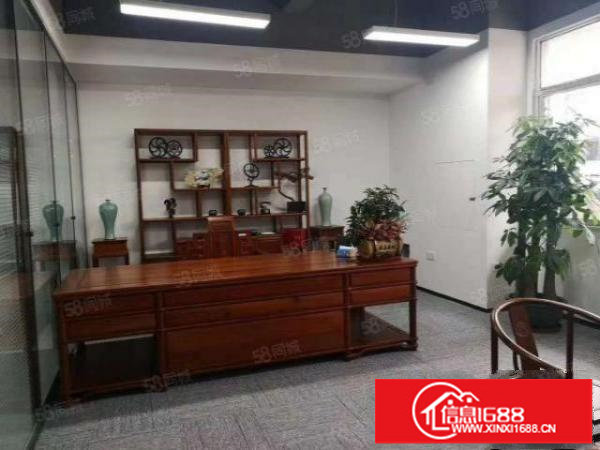 平湖富民成熟工业区，一楼1200平，现成装修，地坪漆