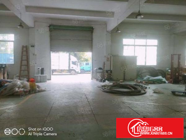 龙华大浪元芬地铁口新出一楼1500平带装修厂房出租