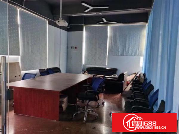 大浪华荣路新出300平厂房出租带精装修出租