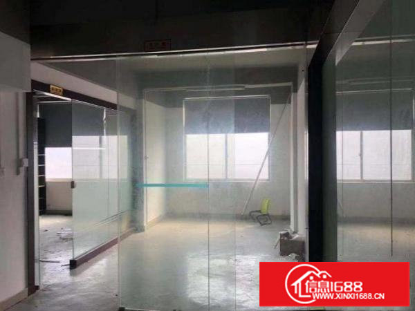 龙岗区坪地一楼新出600平精装修厂房出租