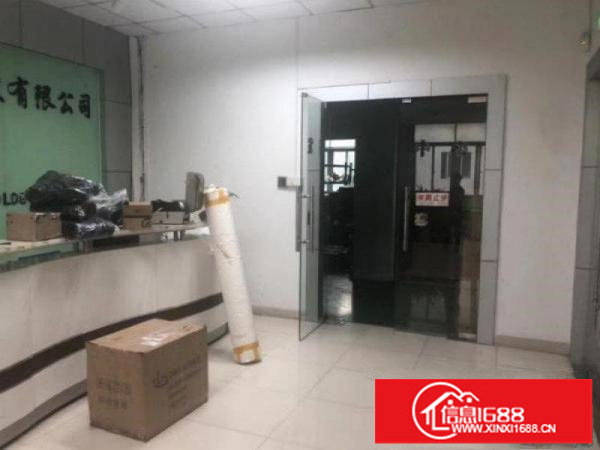 坪山中心区新出楼上1550平带装修厂房出租原房东红本厂房