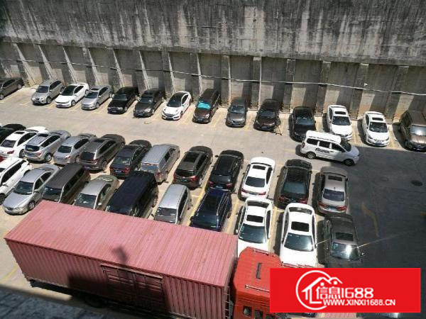 坂田南坑社区工业区厂房800平米