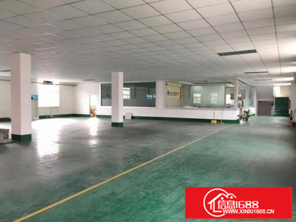 坑梓新出3楼2000平米原房东厂房出租，送现有装修，可分租