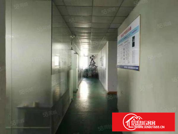 厦岗新出楼上1000平方厂房，办公室水电一应俱全，入住生产
