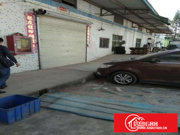 平湖白泥坑新现成装修出租,转租带库一楼330平起