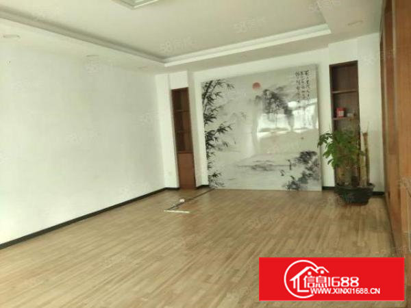 西乡，前进二路边，臣田工业区楼上精装修整层2600平，无转让