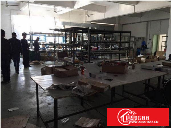 出租龙岗区四联社区楼上600平方带装修无转让费