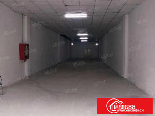 横岗地铁口附近新出楼上320平带精装修仓库出租