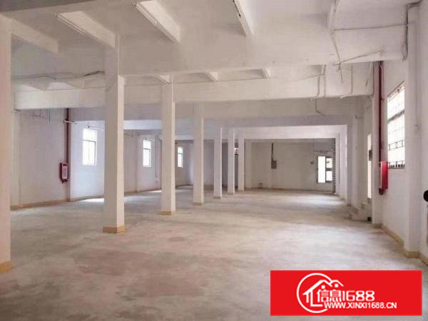 凤岗凤深大道7000平方原房东独院厂房，可办环评，招工出行易