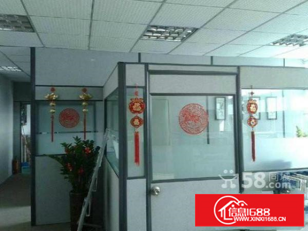 坂田地铁口新出3楼800平方带精装修适合贸易办公
