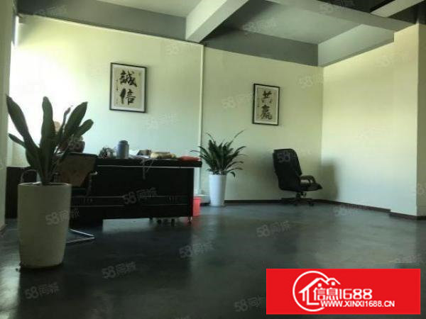 龙岗坂田1200平办公厂房仓库，现成装修，双面采光，拎包入住